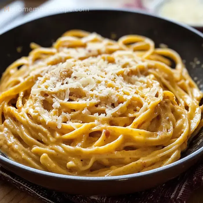 Cremoso Calabaza Pasta Ahumada con Parmesano